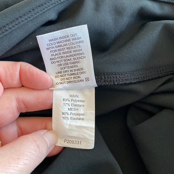 Rockwear Capri Leggings - Picture 5 of 6